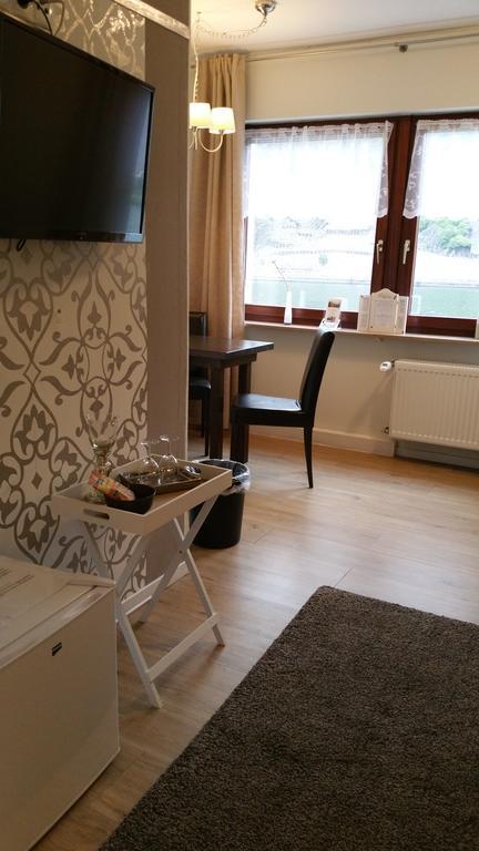 Gaestehaus Burgberg, Weinhaus Fries Kattenes Exterior foto